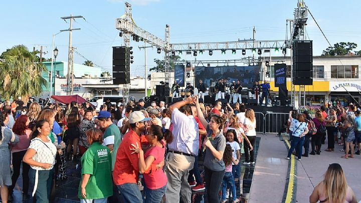 Mamás neolaredenses disfrutan el Festival Municipal del 10 de Mayo