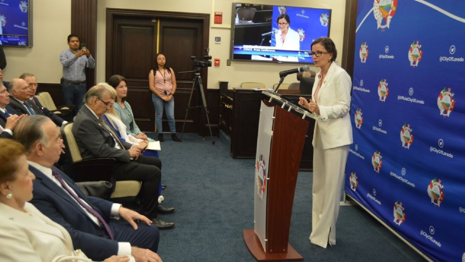 La Secretaria de Desarrollo Económico de Tamaulipas, Ninfa Cantú Deándar, se reunió con autoridades de Laredo.