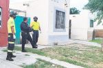 Dos hombres toman la salida falsa: depresión, desempleo y parejas, los motivos