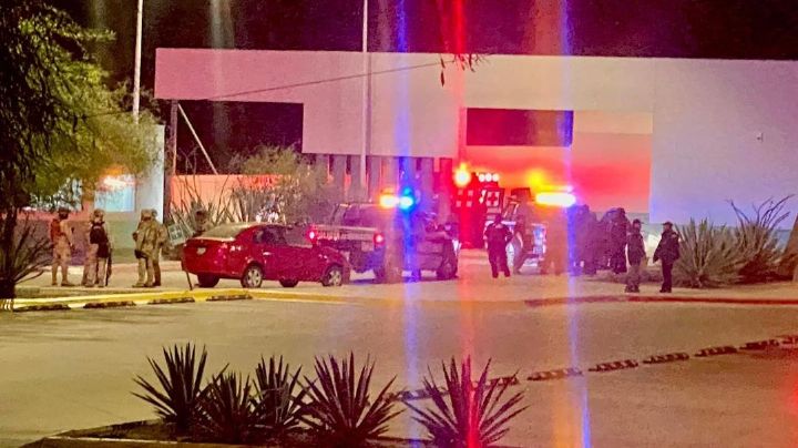 Miembros de iglesia se encomiendan a Dios en medio de terrible balacera | VIDEO