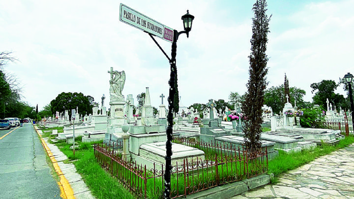 Por el Día de las Madres, panteones en Nuevo Laredo recibirán a más de 25 mil personas