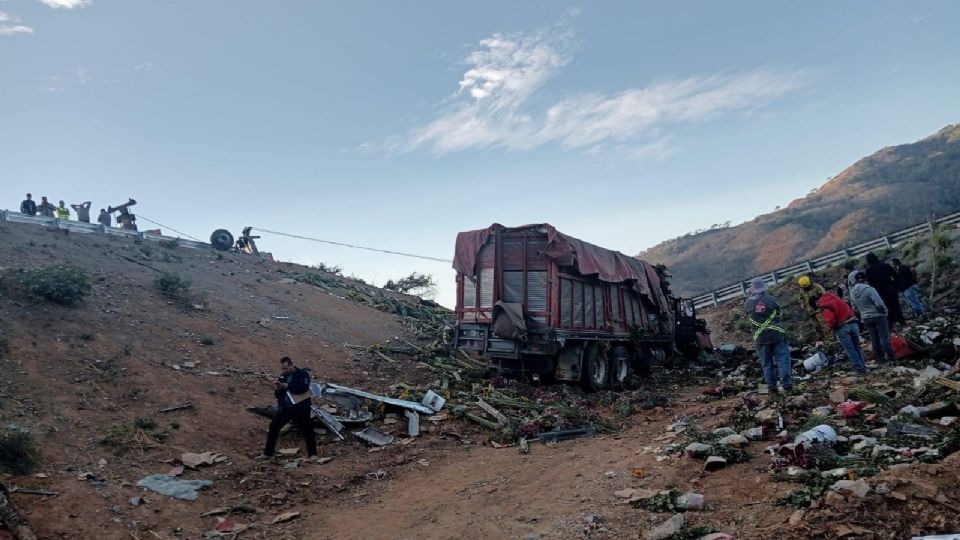 Entre los muertos hay tres niños.