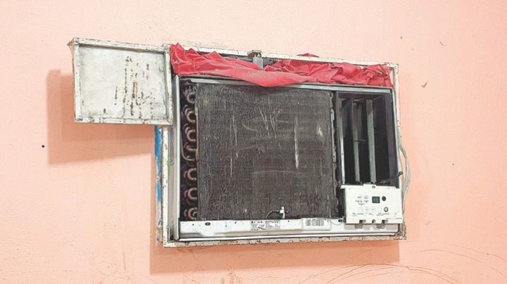 Sufren alumnos por calor; faltan aires acondicionados