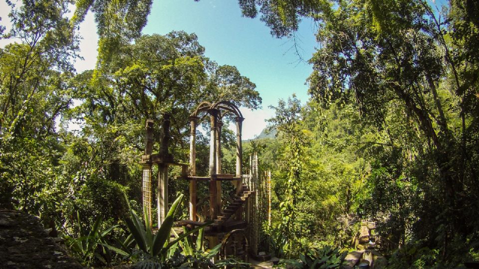 Jardín escultórico en Xilitla, San Luis Potosí