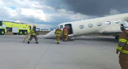 Aeronave de la FGR aterriza de emergencia en el AIFA; queda de 'nariz' en la pista | VIDEO