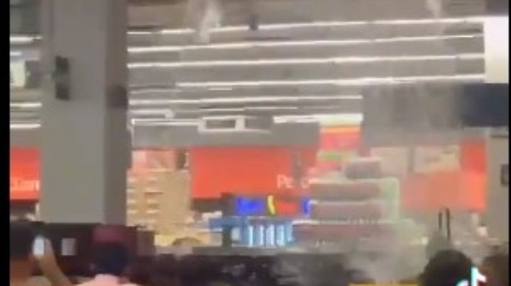 Otra vez se cae el techo de Soriana, no hay heridos | VIDEO
