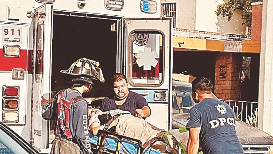 El calor es tan intenso, que las personas simplemente se desvanecen, como ocurrió a una mujer que caminaba por la banqueta, en la calle Perú.