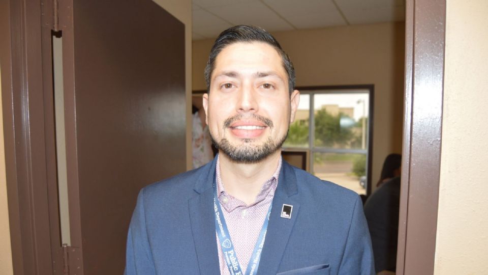 El doctor Richard Chamberlain, director de Salud de Laredo