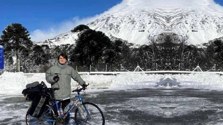 Joven mexicano viaja desde México hasta Argentina en bicicleta