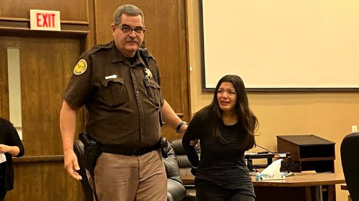 Madre e hija afrontan cargos por interrupción de embarazo y manipular restos óseos