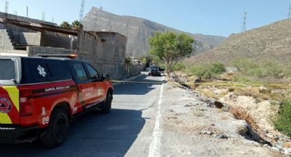 Hallan cuerpo en lote baldío; estaba acuchillado del rostro