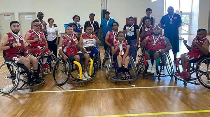Basquetbolistas "Fundadores de Nuevo Laredo" arrasan con rivales y ganan torneo estatal