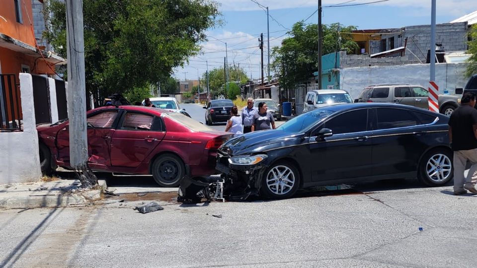 El accidente dejó cuantiosos daños