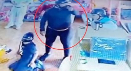 Hombre utiliza a su hijo pequeño para robar más de 50 mil pesos | VIDEO