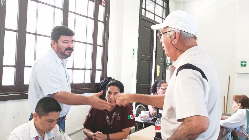 La delegación local de Bienestar da la bienvenida a los abuelos que
cumplieron sus 65 años en julio y agosto