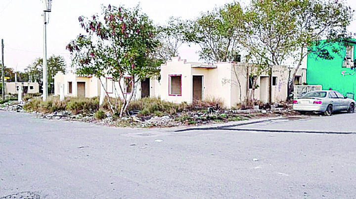 Urge rescatar 8 mil casas en Nuevo Laredo; hay 19 mil abandonadas