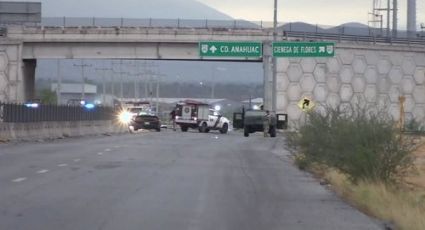 Cuelgan a 3 en puente de Salinas Victoria, sobre carretera a Colombia, Nuevo León