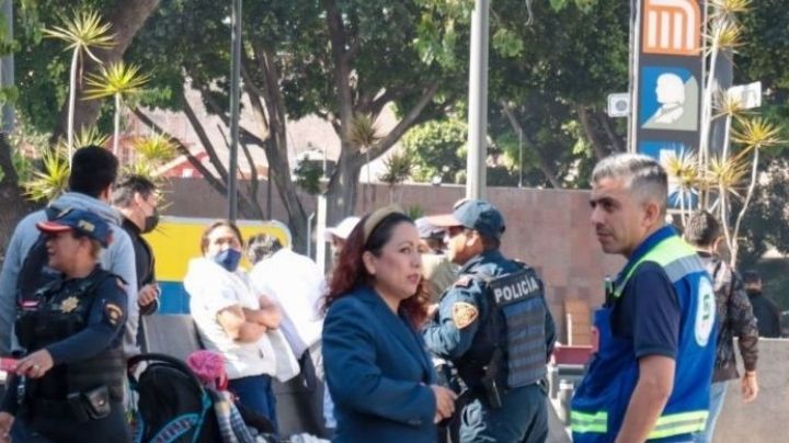 Familiares identifican al sujeto que arrojó a joven a las vías del Metro y luego se suicidó | VIDEO
