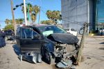 Trasladan a mujer al hospital por choque en César López de Lara y Anáhuac