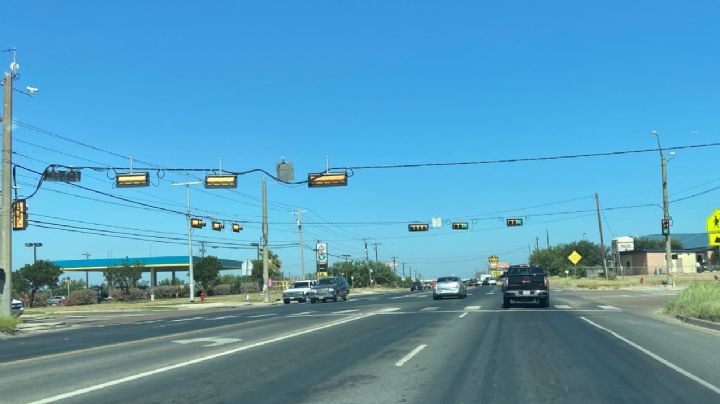 Dos abuelitos terminan en el hospital luego de aparatoso choque múltiple sobre la carretera 359