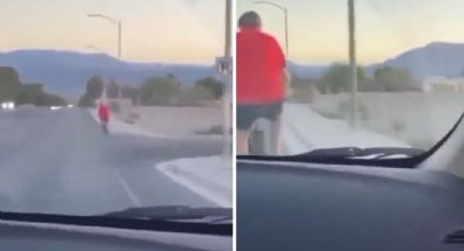 Jóvenes roban auto y atropellan a ciclista; les pareció divertido | VIDEO