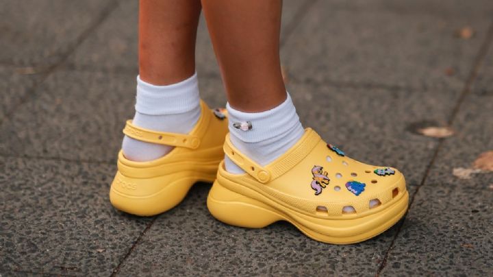 ¿Se prohibirán los crocs en plazas comerciales y aeropuertos? Esto es lo que sabemos