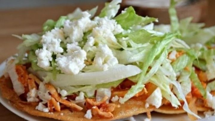 ¿Por qué se le llama ‘tinga’ a las tostadas de la cena en la noche mexicana?