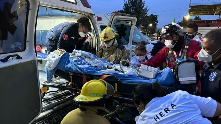 Hombre es mordido por una víbora en su casa; lo trasladan en helicóptero al hospital | VIDEO