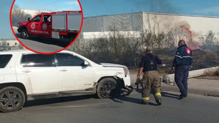 Mujer tumba poste de CFE, deja sin luz al Palacio de Justicia y provoca incendio en Nuevo Laredo