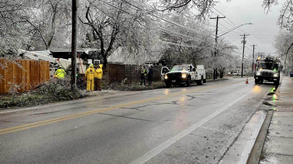 TxDOT prepara los caminos de Texas ante la tormenta invernal