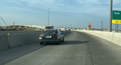 Cierran pasos elevados en Laredo, Texas por hielo; ponen barricadas