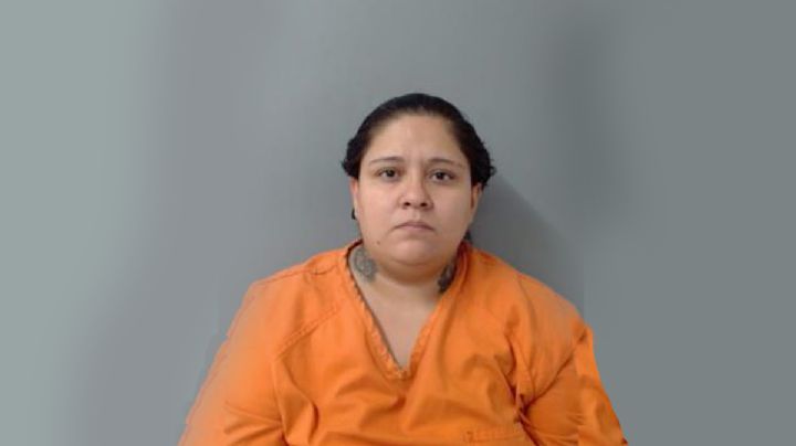 Darán hasta mil dólares a quien dé información de mujer que acuchilló en Laredo