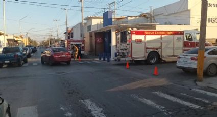 Rescatan a dos enfermeros atrapados en elevador de clínica en la Colonia Guerrero