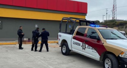 Indigente muere afuera de un Oxxo; llevaba días pidiendo limosna para comer