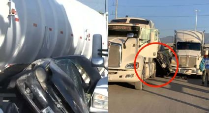 ¡Terrible! Auto es prensado por dos tráileres y paraliza tráfico | VIDEO