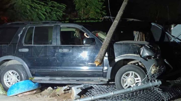 Joven se 'enfiesta' en la colonia Hipódromo, luego choca cerca y tumba poste de Telmex