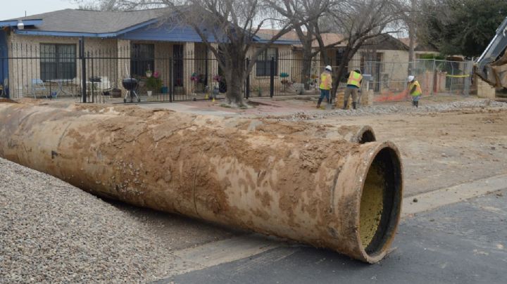 Costaría 800 millones de dólares arreglar tuberías antiguas de Laredo: Víctor Treviño