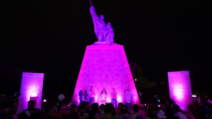 Ruedan más de 200 motociclistas en pro de la lucha del cáncer de mama en Nuevo Laredo