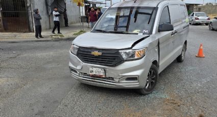 Conductor imprudente causa aparatoso accidente en Nuevo Laredo; deja daños costosos