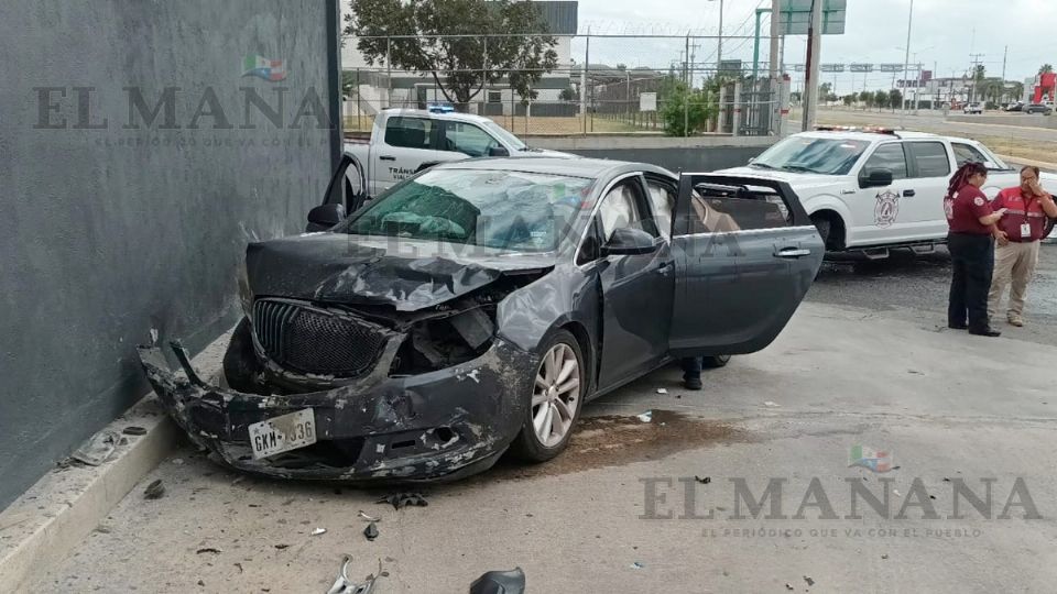 El Buick de las abuelitas quedó destrozado