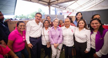 Llevan Américo y María la brigada “Transformando Familias” a San Fernando