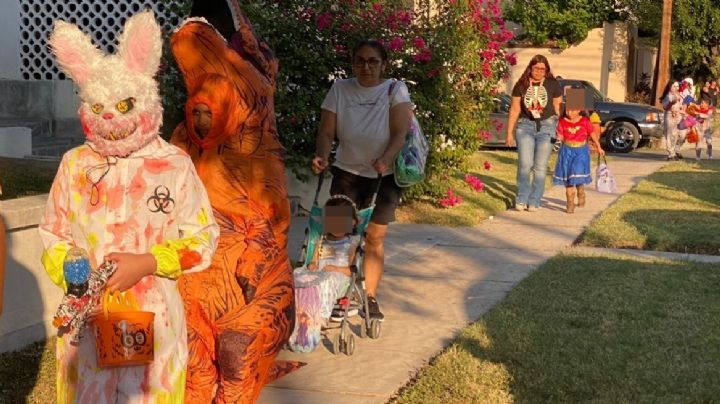 Halloween: sorprenden a niños y niñas en colonia Jardín; hubo concurso de disfraces y muchos dulces