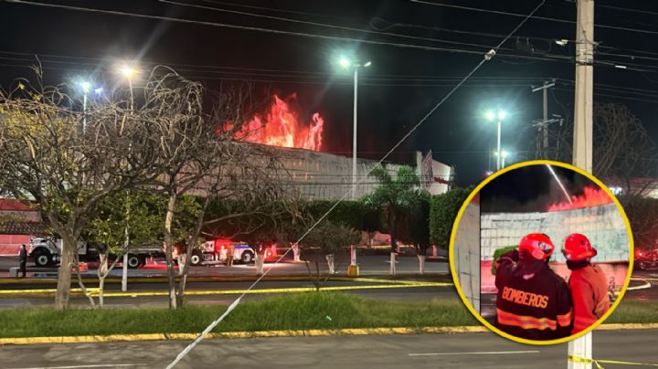 Voraz incendio consume supermercado; llamas pudieron verse desde fuera | VIDEO