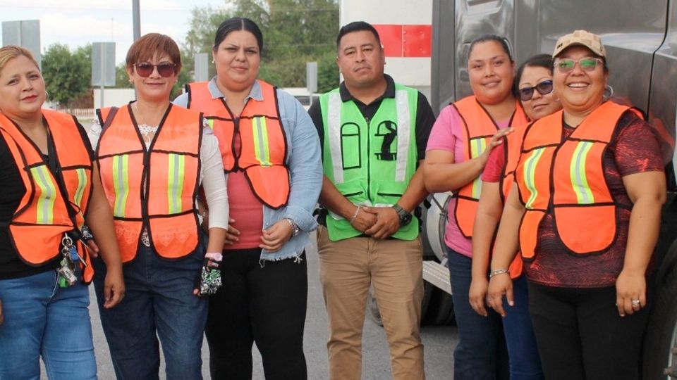 Próximas conductoras de camiones pesados