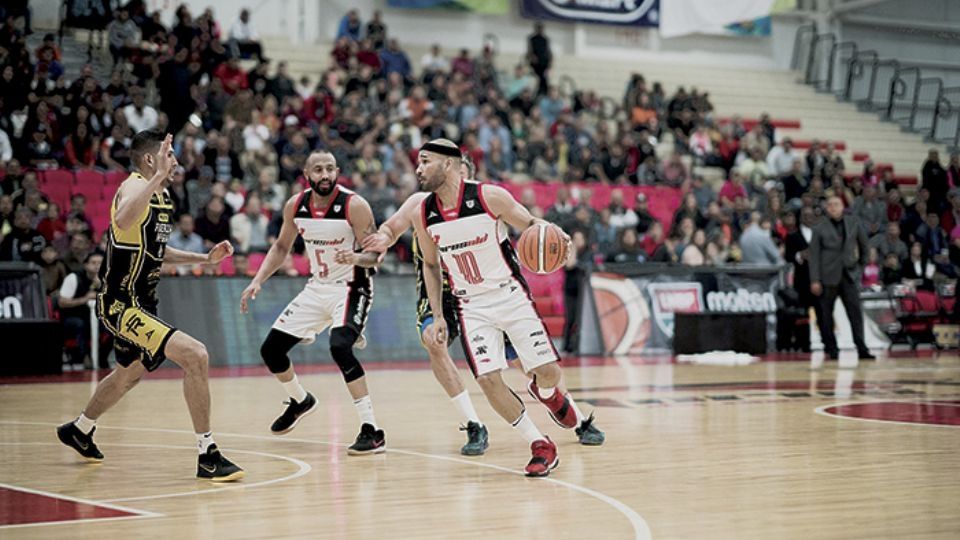 Los Toros ganaron dos campeonatos en Nuevo Laredo.