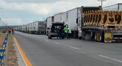 Reportan problemas técnicos en Aduana de Nuevo Laredo: hay largas filas de tráileres