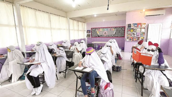 Halloween en Nuevo Laredo: ‘Invaden’ escuela monstruos y héroes