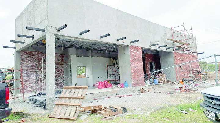 Hay cientos de vacantes por apertura de negocios