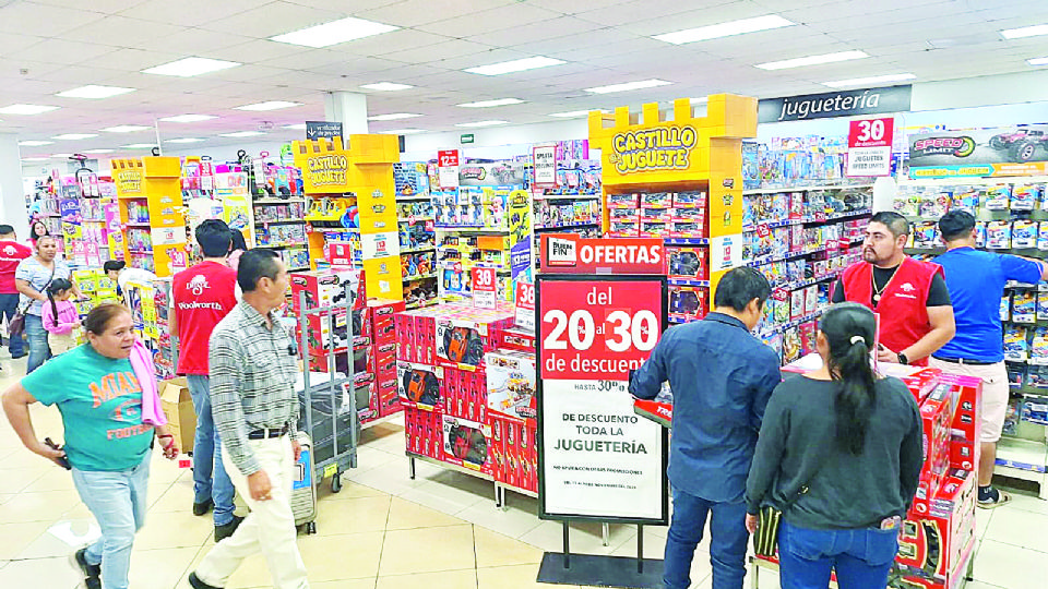 Los clientes buscan principalmente productos electrónicos, sobre todo para regalar a los hijos en Navidad y Año Nuevo.