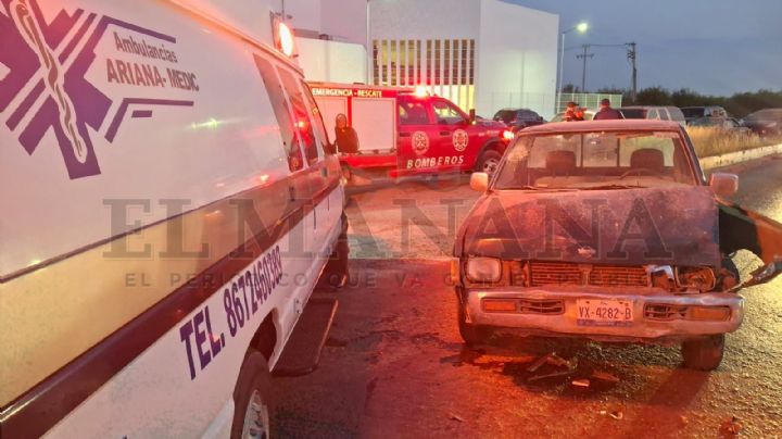 Quiso ganar el paso y causa accidente en la colonia La Fe; lesionó a familia que iba por despensa